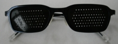 Pinhole Glasses tr699